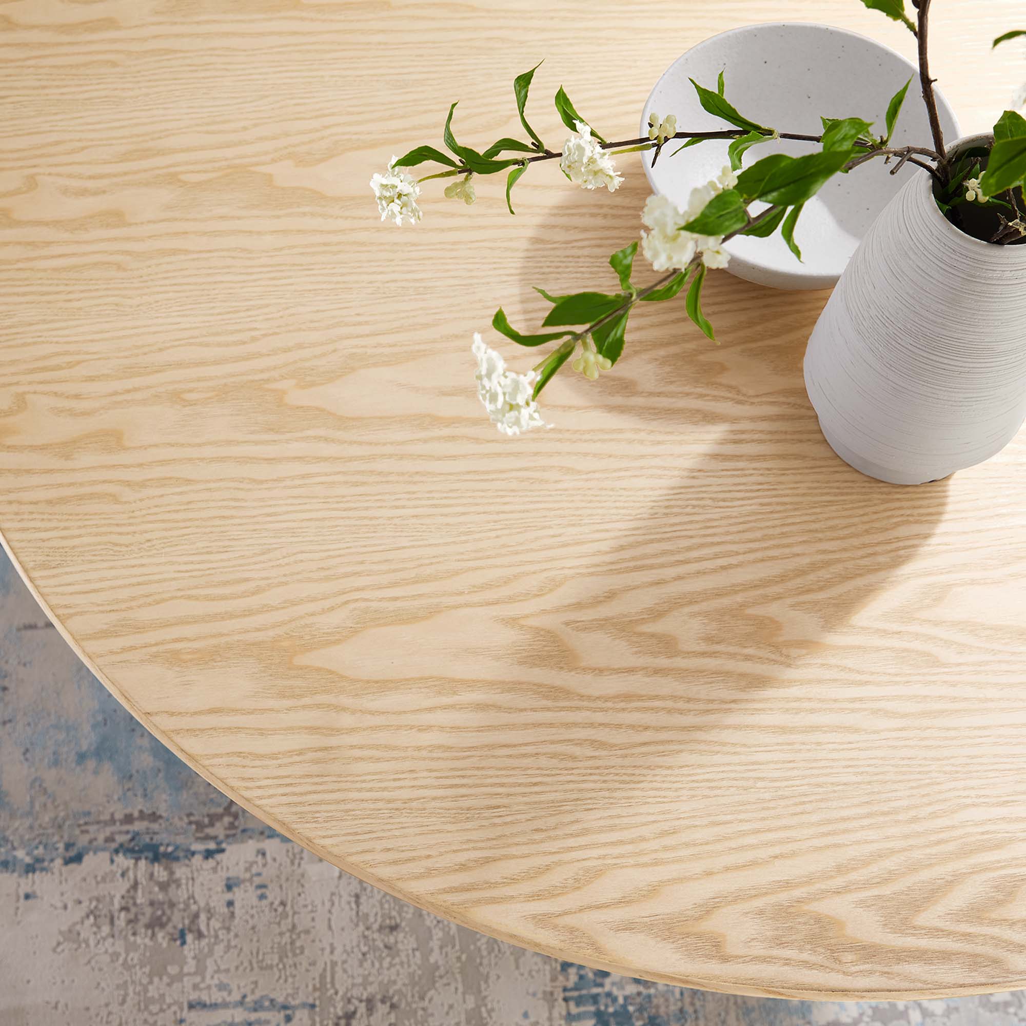 Tulip Round 48" Dining Table