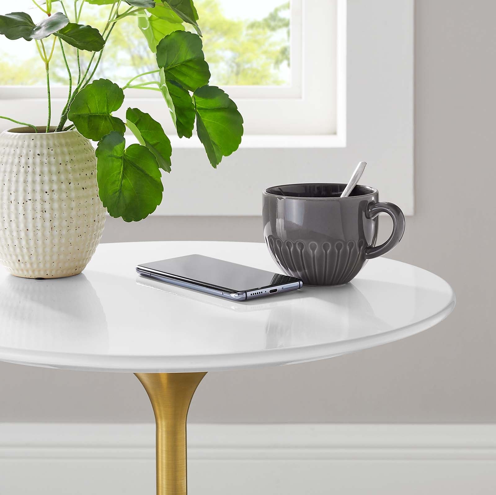 Tulip Side Table