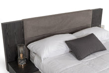 Load image into Gallery viewer, Japanese Style Upholstered Platform King Size