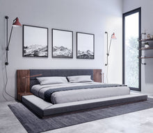 Load image into Gallery viewer, Japanese Style Upholstered Platform King Size