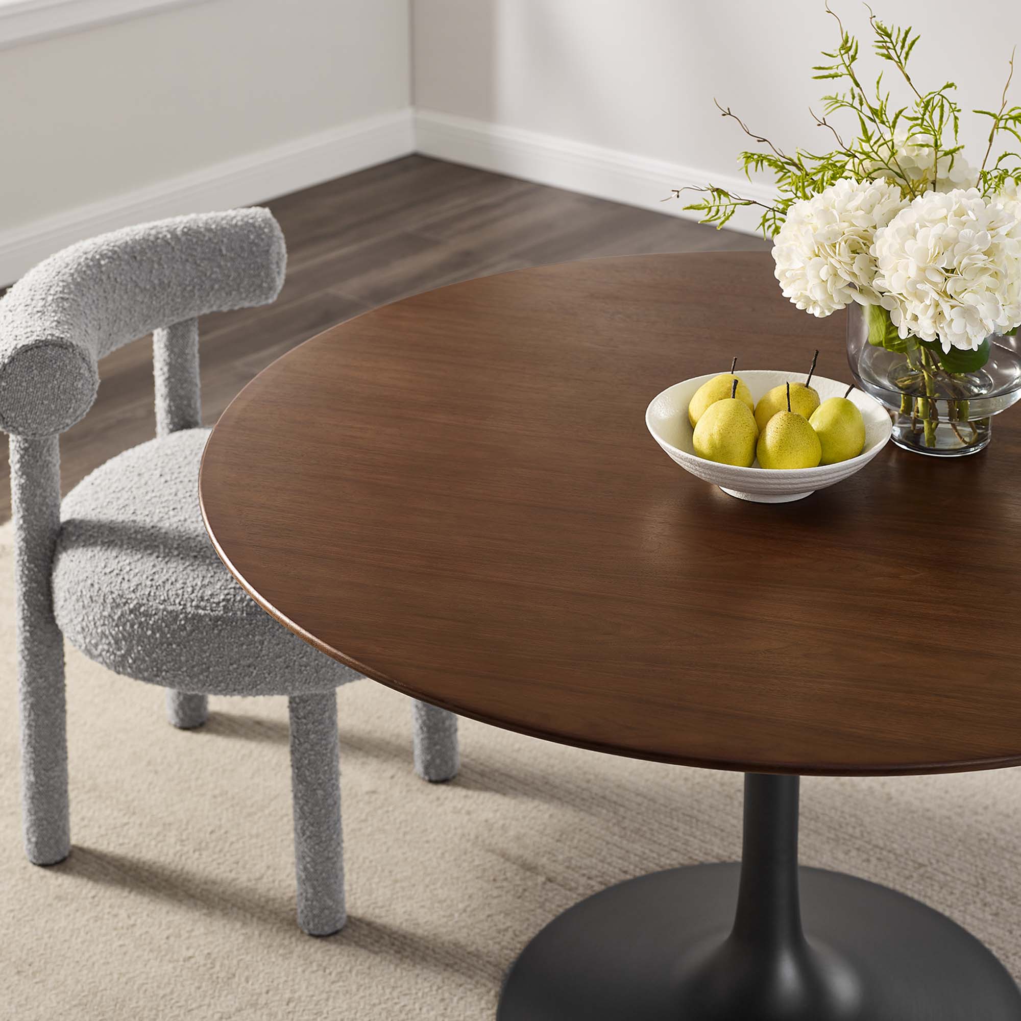 Tulip Round 48" Dining Table