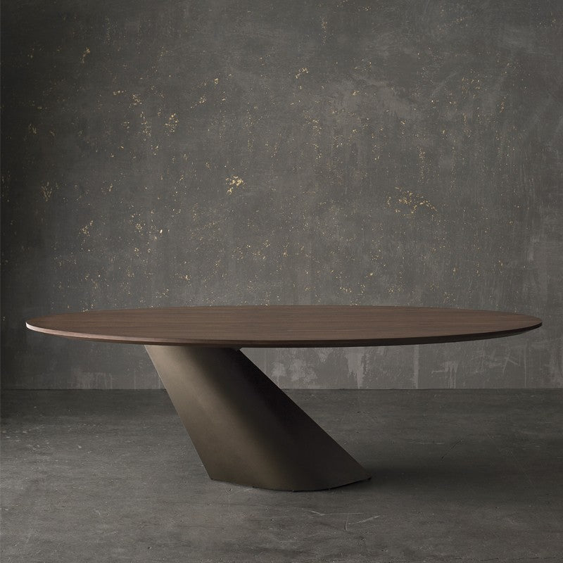 Oblo Dining Table