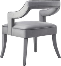 Load image into Gallery viewer, Tiffany Velvet Chair