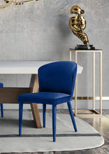 Load image into Gallery viewer, Metropolitan Velvet Chair